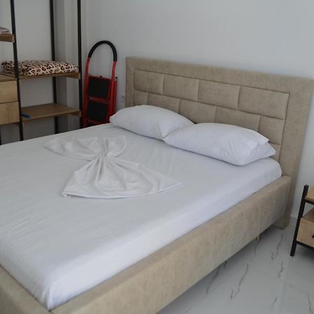 Akil Apartments Sarandë Eksteriør billede