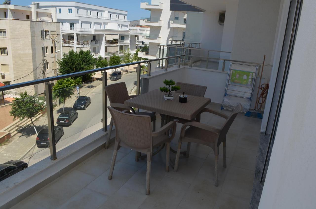 Akil Apartments Sarandë Eksteriør billede